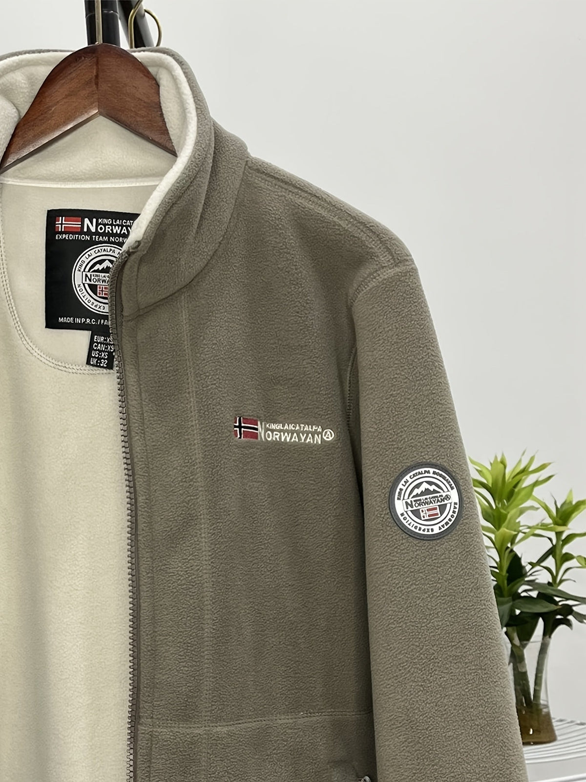 Men’s Full-Zip Fleece Jacket with Stand Collar – Alderwick